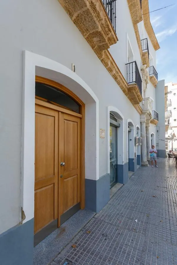 Apartamentos El Capitan Veneno By Cadiz4Rentals