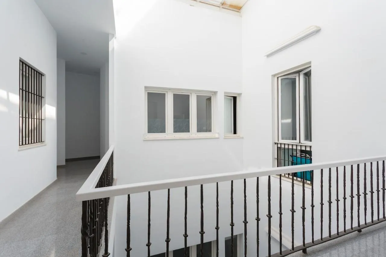 Apartamentos El Capitan Veneno By Cadiz4Rentals