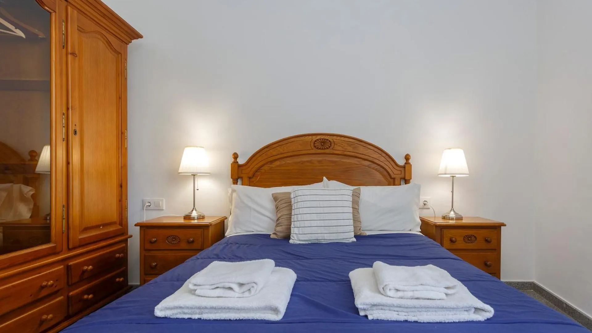 Apartamentos El Capitan Veneno By Cadiz4Rentals Cadiz