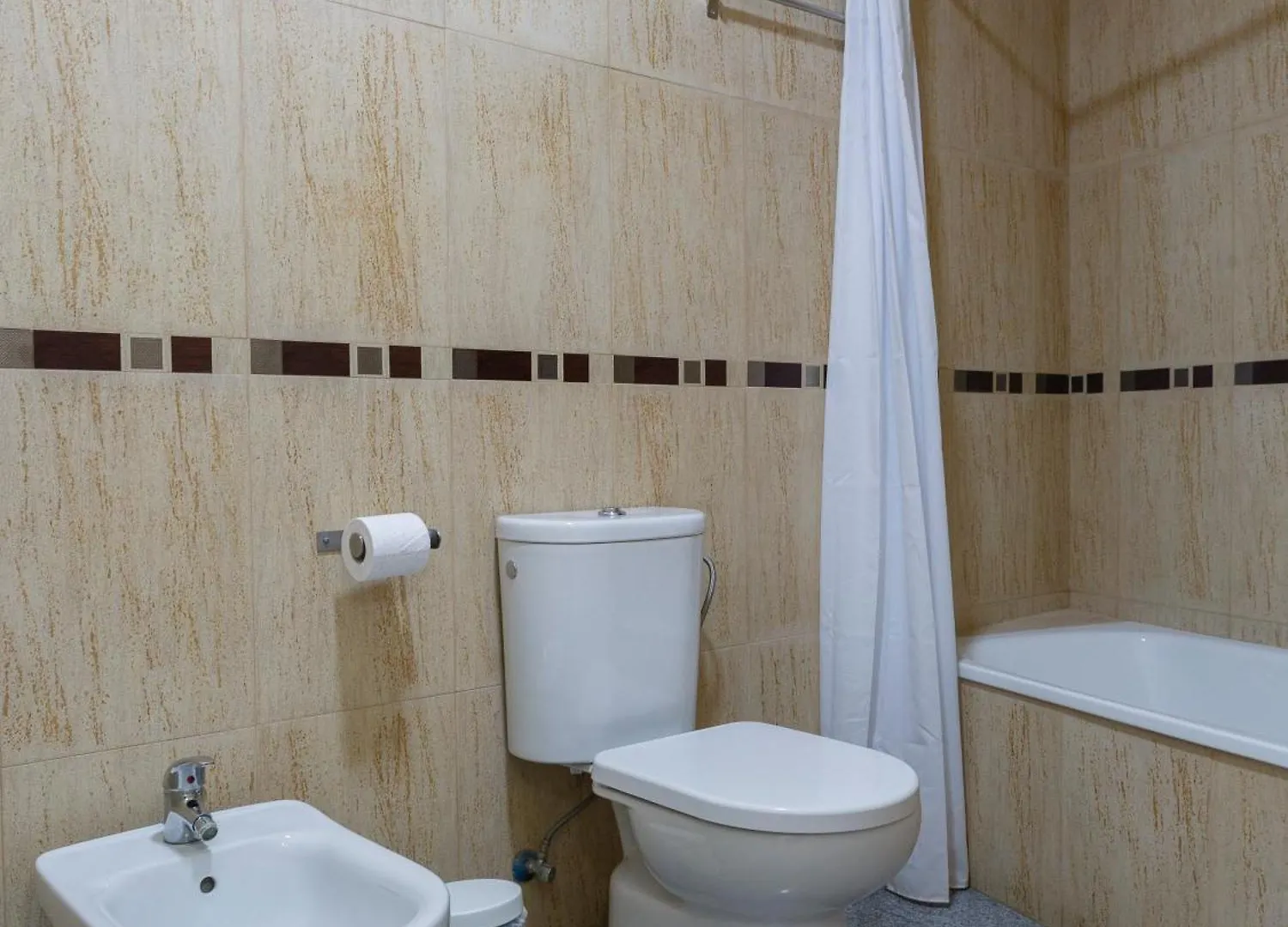 Apartamentos El Capitan Veneno By Cadiz4Rentals Spain