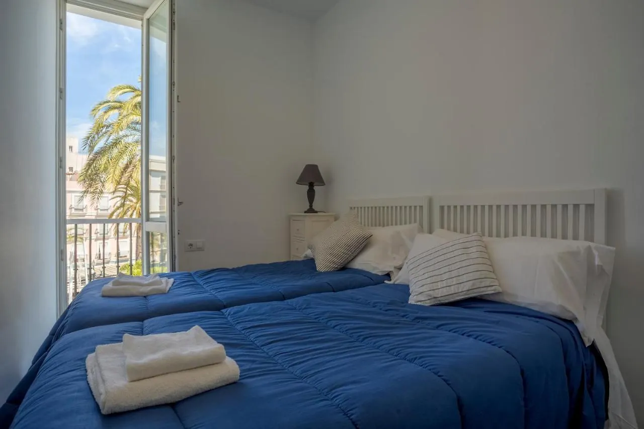 Apartment Apartamentos El Capitan Veneno By Cadiz4Rentals