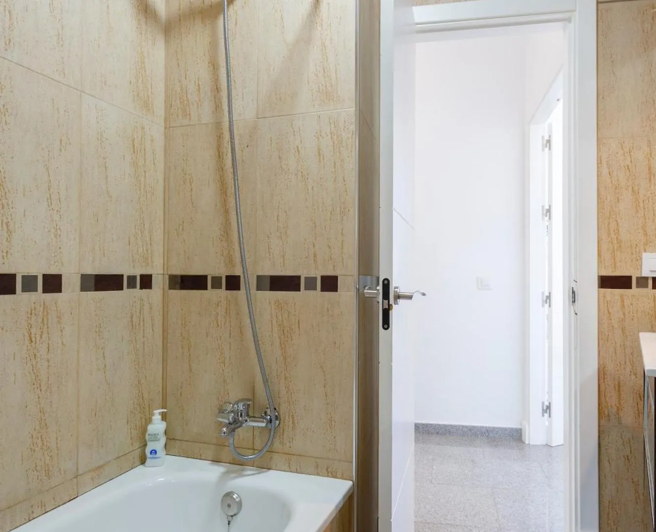 Apartamentos El Capitan Veneno by Cadiz4Rentals España